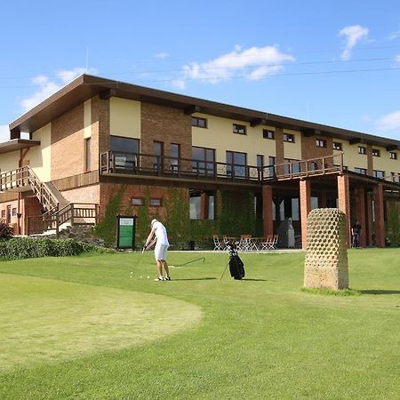 Hotel Areal Botanika Unhošť Zewnętrze zdjęcie