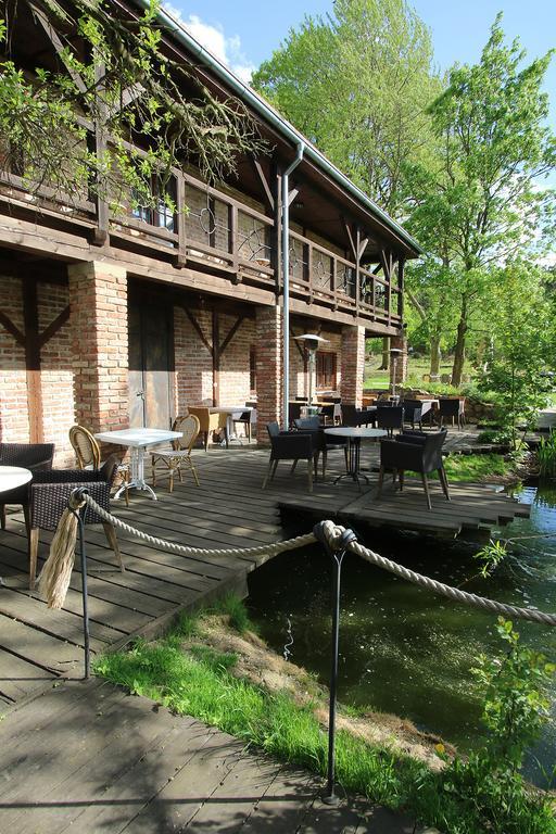 Hotel Areal Botanika Unhošť Zewnętrze zdjęcie