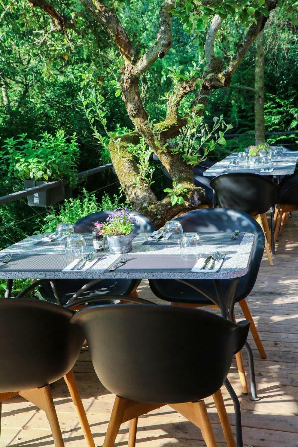 Hotel Areal Botanika Unhošť Zewnętrze zdjęcie